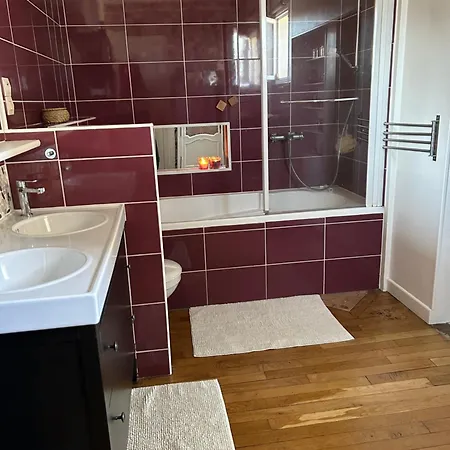 Chambre منزل للإقامة *